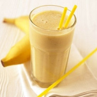 Как приготовить молочный коктейль с мороженым в блендере с бананом