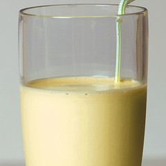 Рецепт молочного коктейля с фруктами