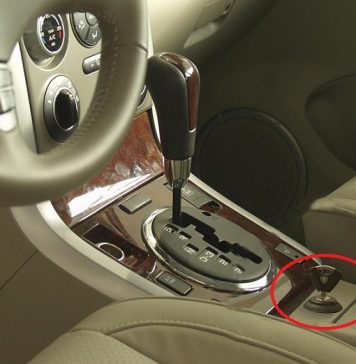 Установка механической противоугонной системы