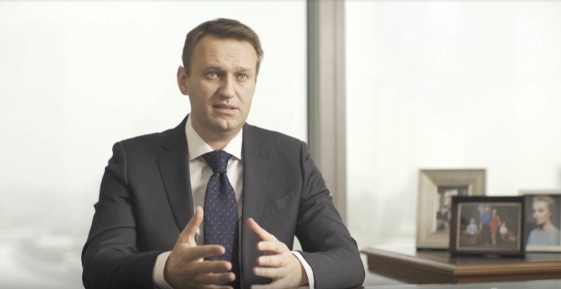 Чем отравили Навального — что за вещества «из группы ингибиторов холинэстеразы». Что это значит?