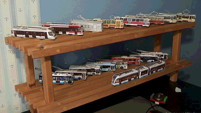 Магнитогорский школьник коллекционирует модели транспорта