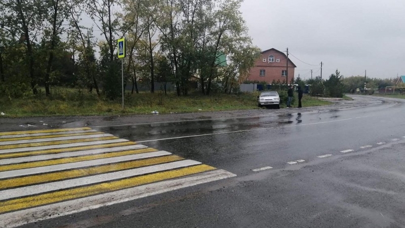 Два пешехода попали под колеса авто в Челябинске