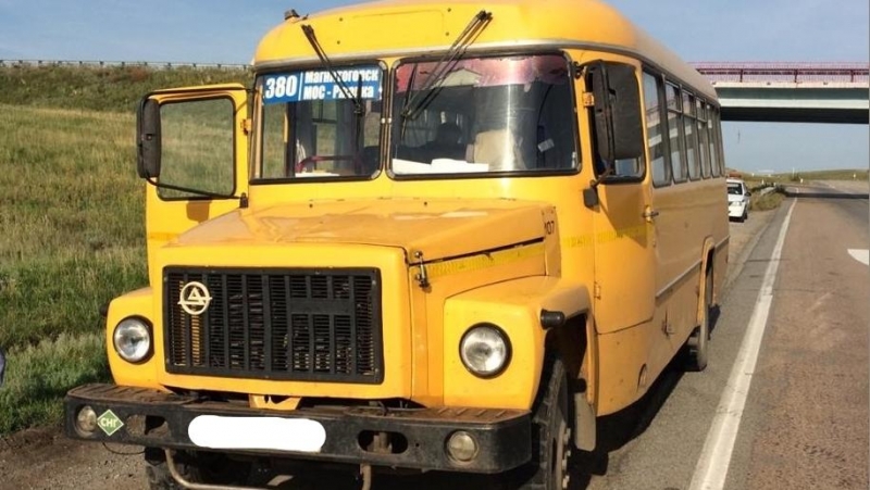 Перевозил 20 пассажиров: нетрезвого водителя автобуса сняли с рейса в Челябинской области