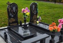 Как выбрать памятник из гранита?