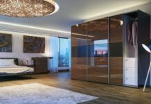 Шкафы-купе в спальню: примеры современного дизайна