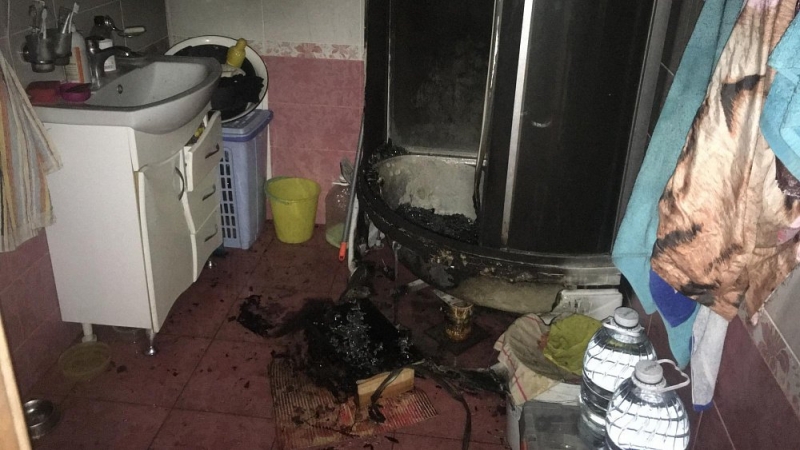 Челябинские пожарные ликвидировали возгорание в квартире жилого дома