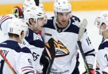 «Металлург» обыграл «Торпедо» и одержал вторую победу подряд