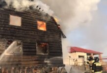 Под Копейском сгорел двухэтажный дом