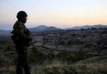 Россия вводит в Нагорный Карабах миротворческий контингент