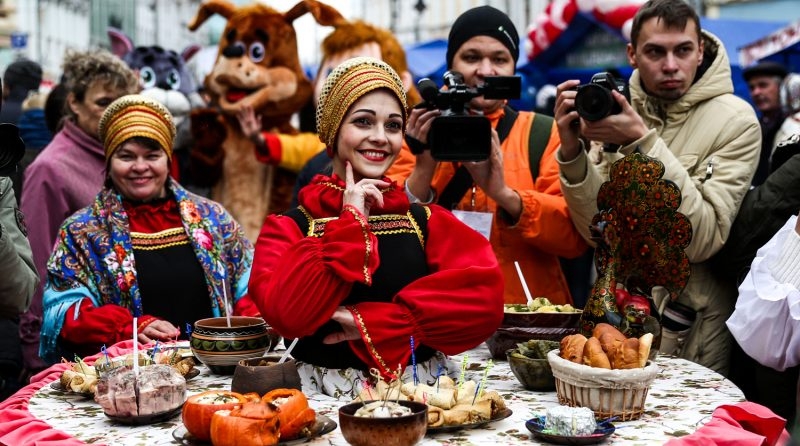 В какие дни отдыхают россияне в ноябре 2020 года, что празднуют в последний осенний месяц