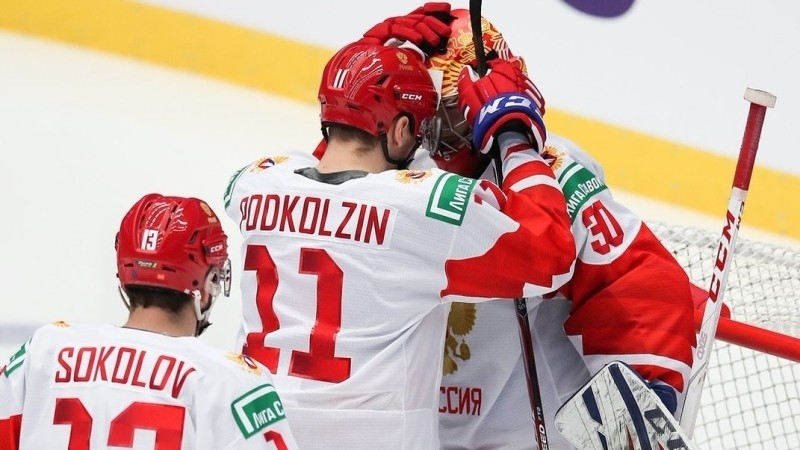 Сборная России по хоккею потерпела первое поражение на МЧМ-2021