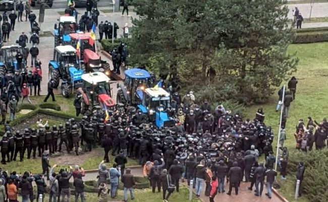 В Молдавии «Тракторный майдан» направили против правительства