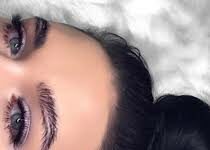 Новый тренд: брови-перья