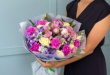 Почему стоит заказать доставку цветов?