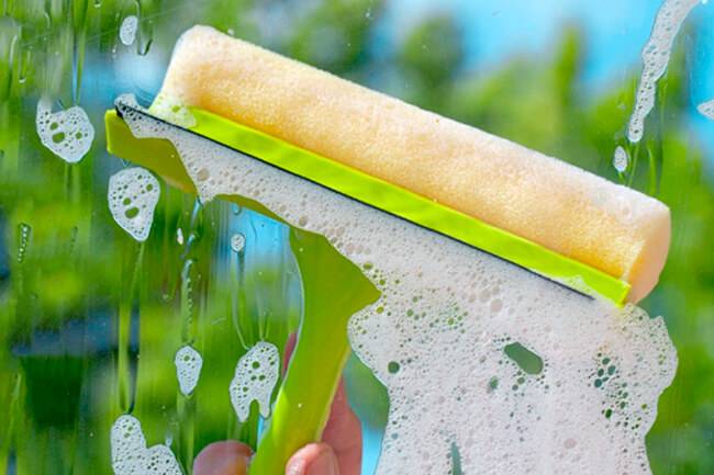 <br />
Как сохранить чистоту вымытых окон на полгода                