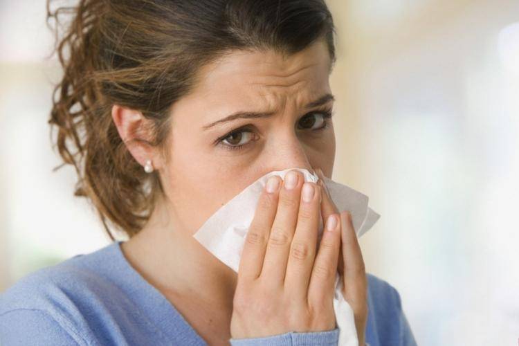 <br />
Медики рассказали о пользе и вреде промывания носа солевым раствором                