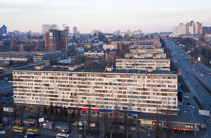 <br />
Почему в Советском Союзе высотные дома имели 9 этажей                