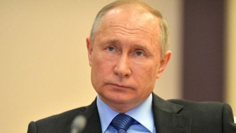 Путин объяснил свой отказ от публичной вакцинации от коронавируса