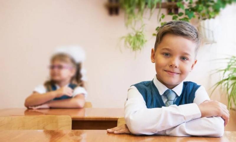 <br />
С 1 апреля в России будут принимать детей в первый класс по новым правилам                