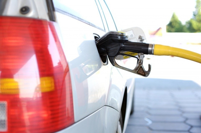 Владельцы АЗС предложили шесть мер для снижения цен на бензин