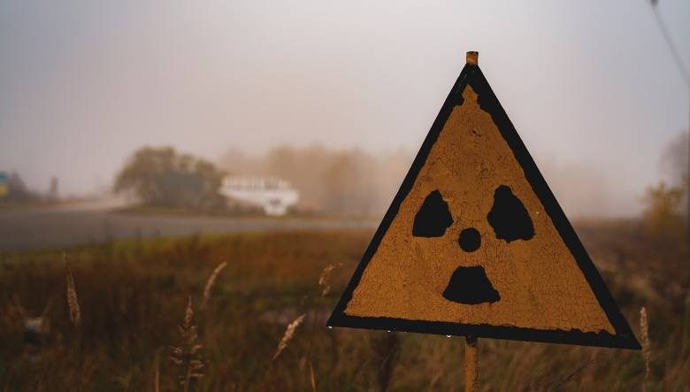 <br />
Город-призрак для сталкеров: что туристы ищут в Чернобыле                