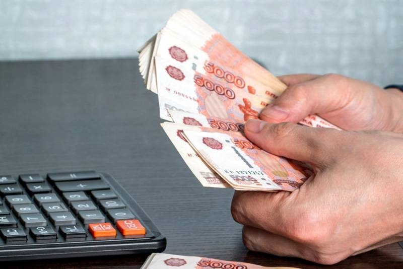 <br />
Новая помощь от государства: единовременная выплата в 10 тысяч рублей для школьников                