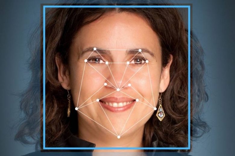 <br />
Оставляет ли имя «цифровой отпечаток» на лице: нейросеть скажет, как зовут человека, по фотографии                