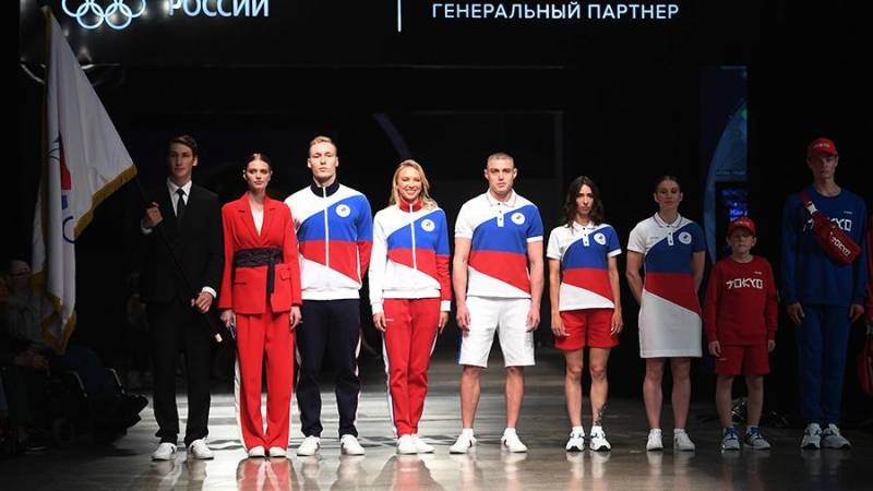 <br />
Почему Европа хочет запретить российской сборной выступать на Олимпиаде в новой форме                