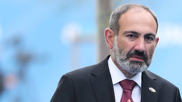 <br />
Премьер-министр Армении Никол Пашинян объявил об отставке                
