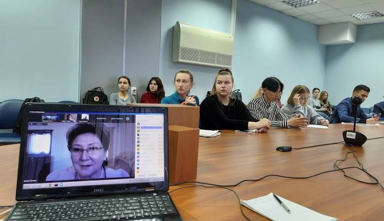 <br />
Участники круглого стола обсудили взаимодействие неправительственных организаций России и Казахстана                