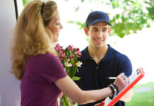 Причины популярности услуги доставки цветов