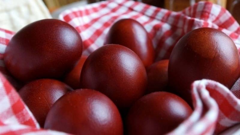 <br />
Что делать с прошлогодними пасхальными яйцами и пропавшей освященной пищей                