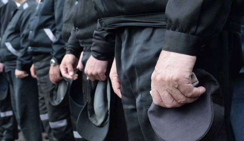<br />
ФСИН назвал зарплаты российских осужденных в 2021 году                
