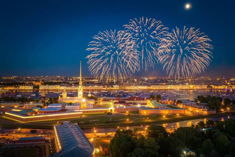 <br />
Яркий и многогранный праздник: подробная программа мероприятий на День города Санкт-Петербурга в 2021 году                