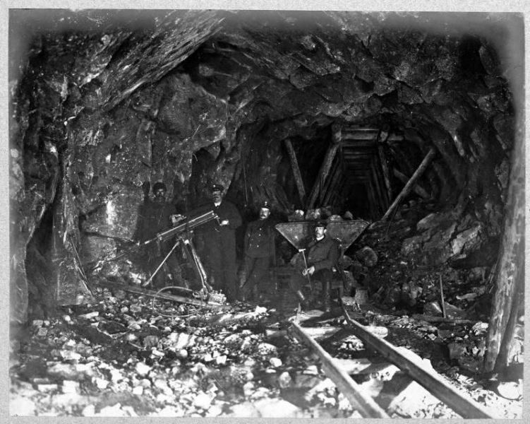 <br />
Куда исчез девятый тоннель Кругобайкальской железной дороги, который огибал Байкал                