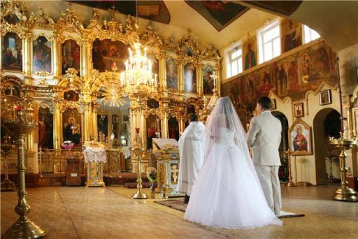 <br />
Можно ли венчаться и устраивать свадьбу на Радоницу, что говорят священники                