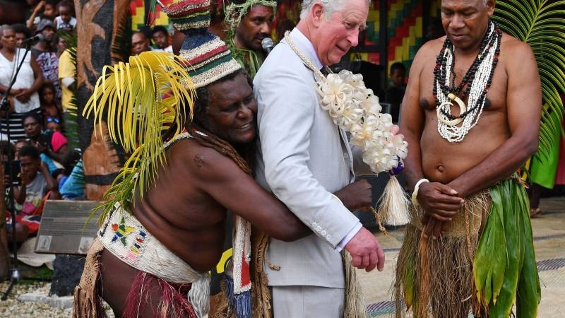 <br />
На тихоокеанском острове Танна жители оплакивают смерть мужа королевы Елизаветы II принца Филиппа, которого считают богом                