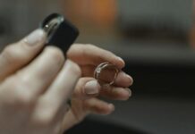 «Несут золото и бытовую технику»: в Челябинской области растет популярность ломбардов