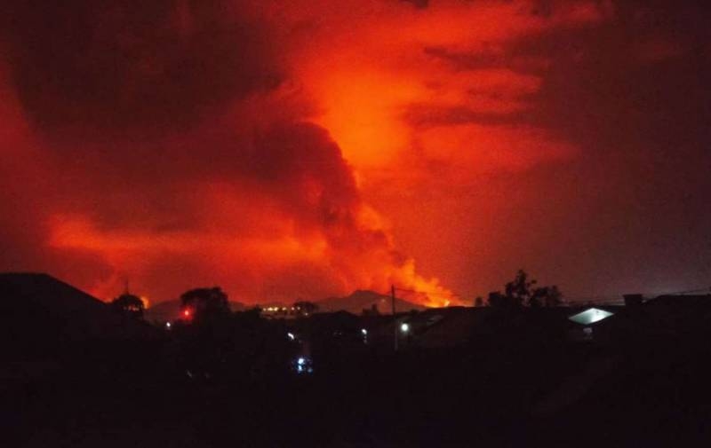 <br />
«Проснулся» вулкан Ньирагонго в Африке, почему его называют самым опасным в мире                