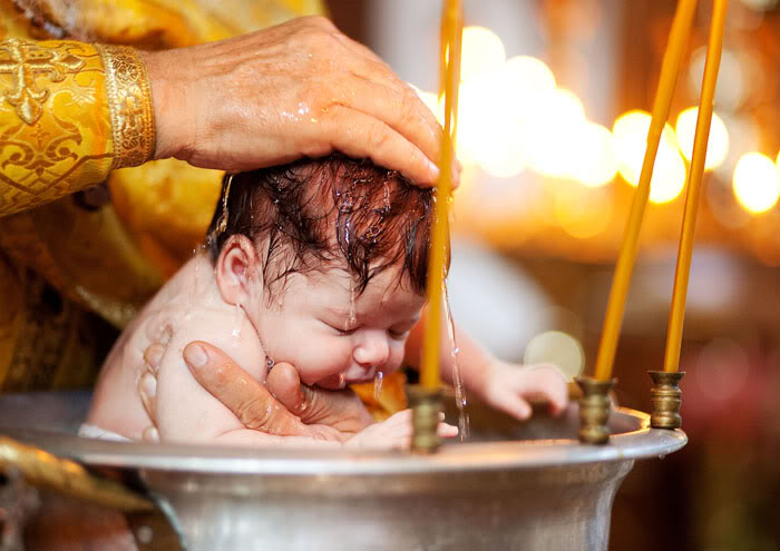 <br />
Радоница 2021: можно ли в родительский день крестить ребенка и делать операции                