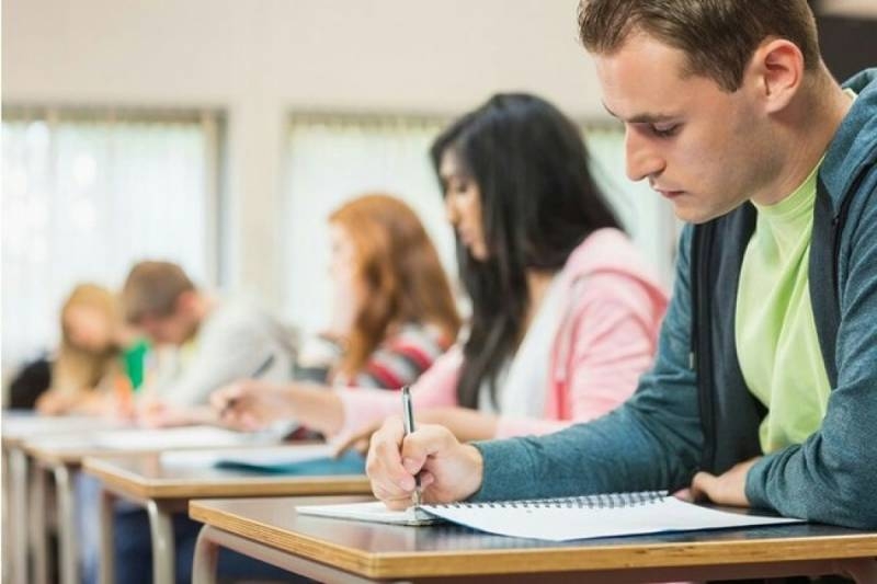 <br />
Ждать ли отмены главных экзаменов для учащихся ОГЭ и ЕГЭ в 2021 году                