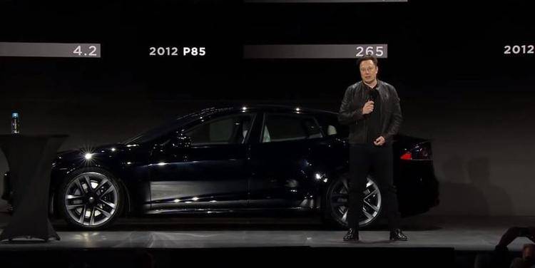 <br />
Чем новая Tesla Model S Plaid лучше оригинальной версии электрокара Илона Маска                