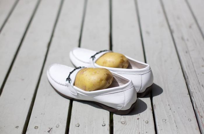 <br />
Как может помочь картофель, если новая пара туфель оказалась тесной                