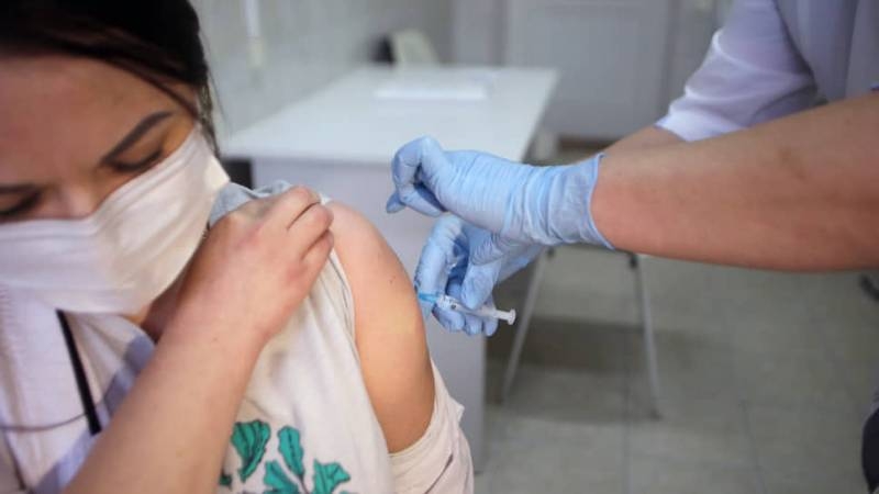 <br />
Могут ли уволить за отказ от вакцинации                