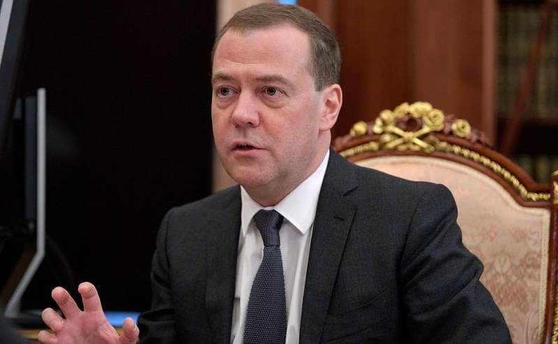 В России в списки «Единой России» на выборы без Медведева