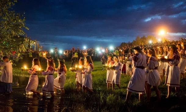 <br />
Как отмечают мистический праздник Ивана Купалы в 2021 году, обряды и приметы                