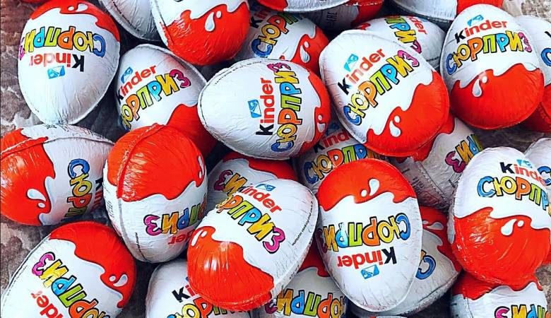 <br />
Kinder Surprise под запретом в США уже много лет: почему ввоз и продажа шоколадных яиц вне закона                