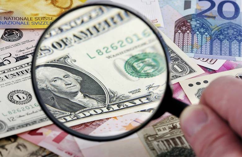<br />
В Нацбанке Беларуси разъяснили, будут ли у граждан изымать валюту                