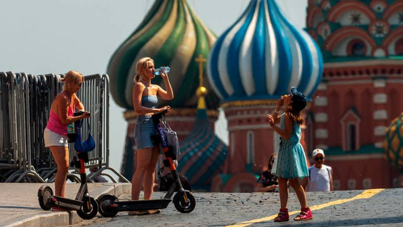 <br />
Возвращение аномальной жары: каким будет июль 2021 года в Москве                