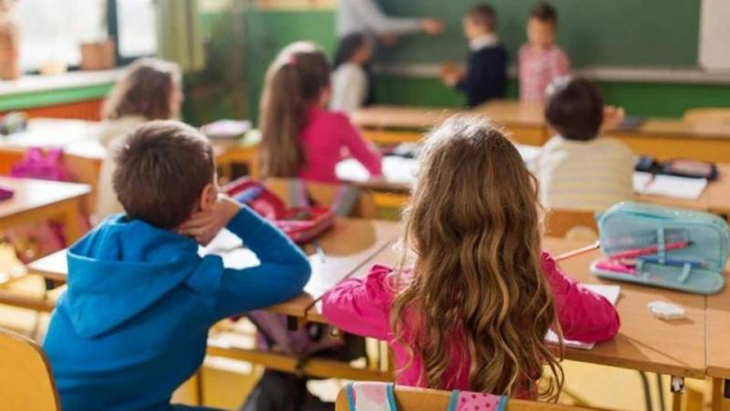 <br />
Как будут учиться российские школьники с 1 сентября 2021 года                